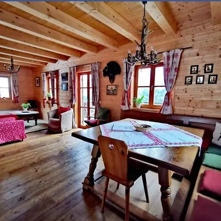 Marhuette 山林小屋 Ebene Reichenau